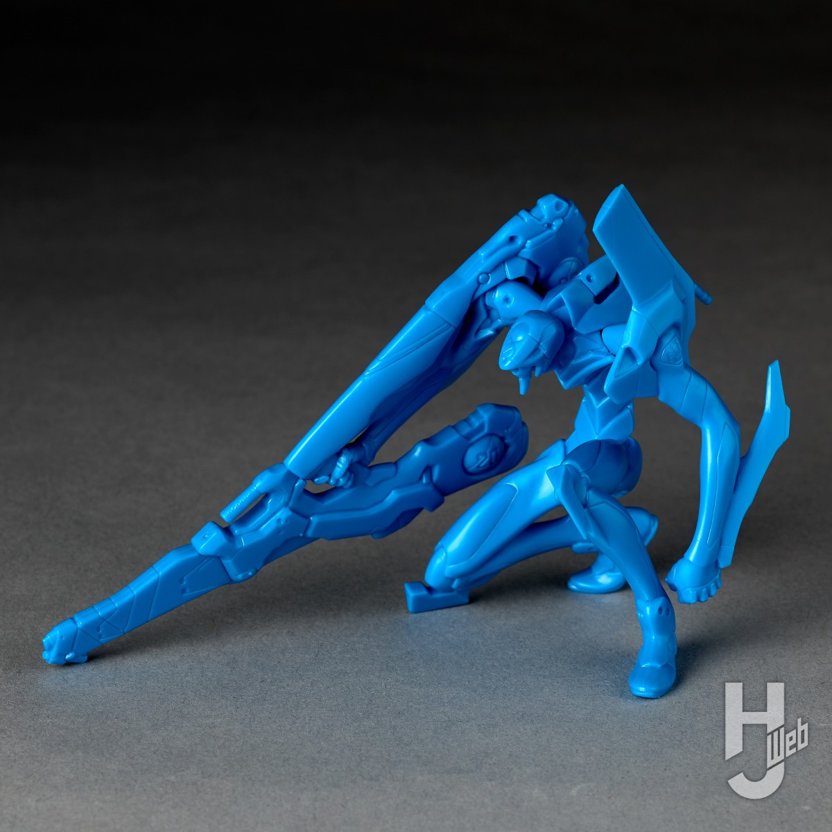 原初のガレージキットが、プラスチックモデルとして30年越しに再生する