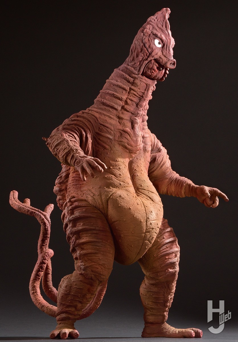 アス工房ウルトラマンシリーズから「赤色火焔怪獣バニラ」がレジン