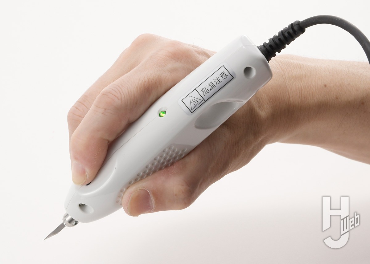 パワー切り替えで“薄刃”も使える！ 超音波カッター「ZO-40レジンⅡ」を