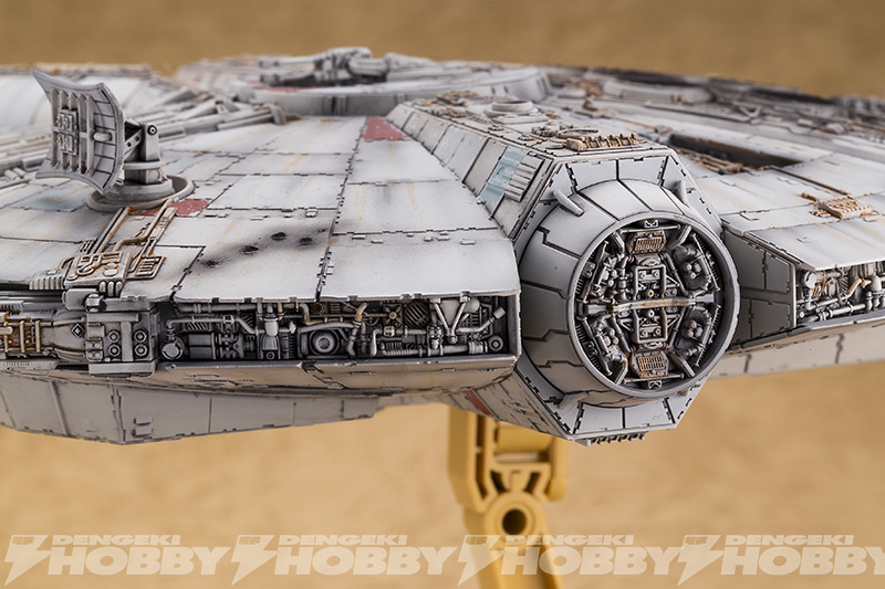 スター・ウォーズ／フォースの覚醒』ミレニアム・ファルコンの