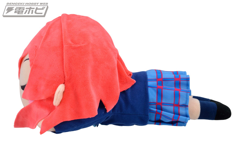 ラブライブ！』寝そべりぬいぐるみはビッグサイズで抱き心地もマックス