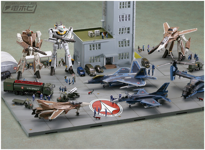 全パーツ塗装済みで組み立て簡単なVF-1キットがトミーテックから発売