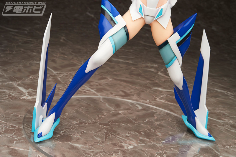 戦姫絶唱シンフォギアGX』風鳴翼が「天羽々斬」のシンフォギアを身に