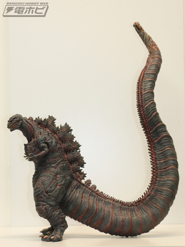 シン・ゴジラ』巨大不明生物から第4形態を統一スケールで立体化