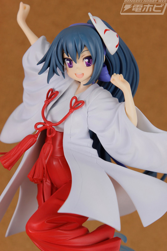 長野県塩尻市のご当地キャラクター・玄蕃サラが元気いっぱいな姿で