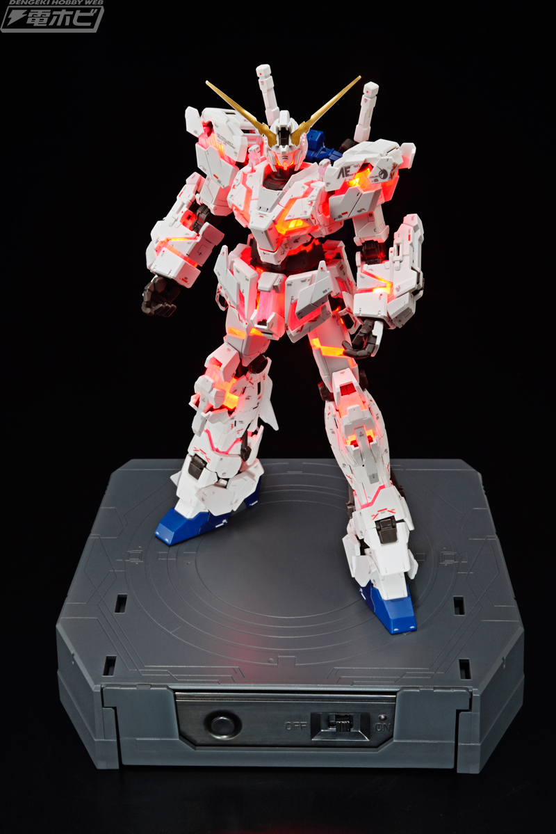フレームが光る！限定ガンプラ「RG ユニコーンガンダム （ライティング