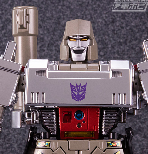 1984年に発売された初期玩具をマスターピースで徹底再現