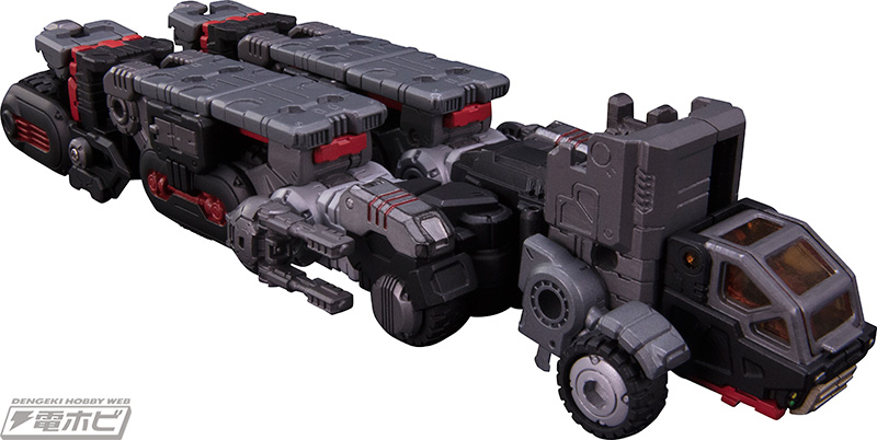 対ワルダーの切り札！3機のメカが“集合合体”して完成する