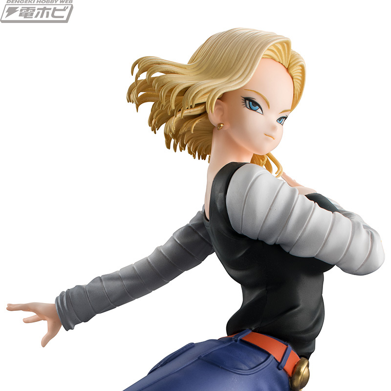 肉感豊かな足のラインがたまらない！『ドラゴンボール』人造人間18号が