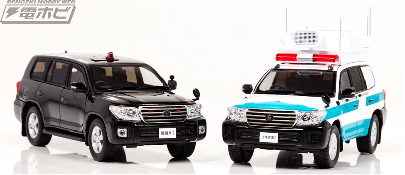 DJポリス」が乗っていた大型拡声器付きトヨタ「ランドクルーザー」など