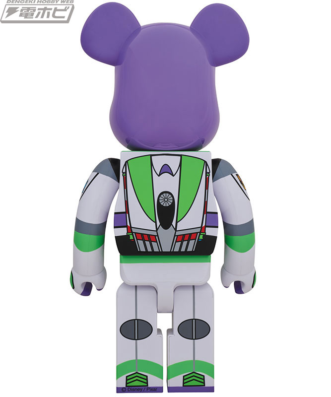 トイ・ストーリー』のウッディとバズ・ライトイヤーが1000％サイズの