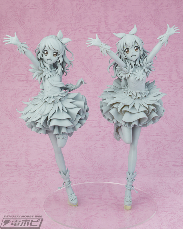 アイカツ！』星宮いちご、大空あかりがユニット「コスモス」のドレスで