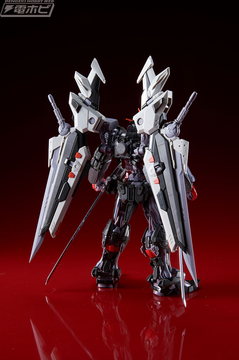 ガンダムSEED DESTINY』のガンプラ「HGCE デスティニーガンダム