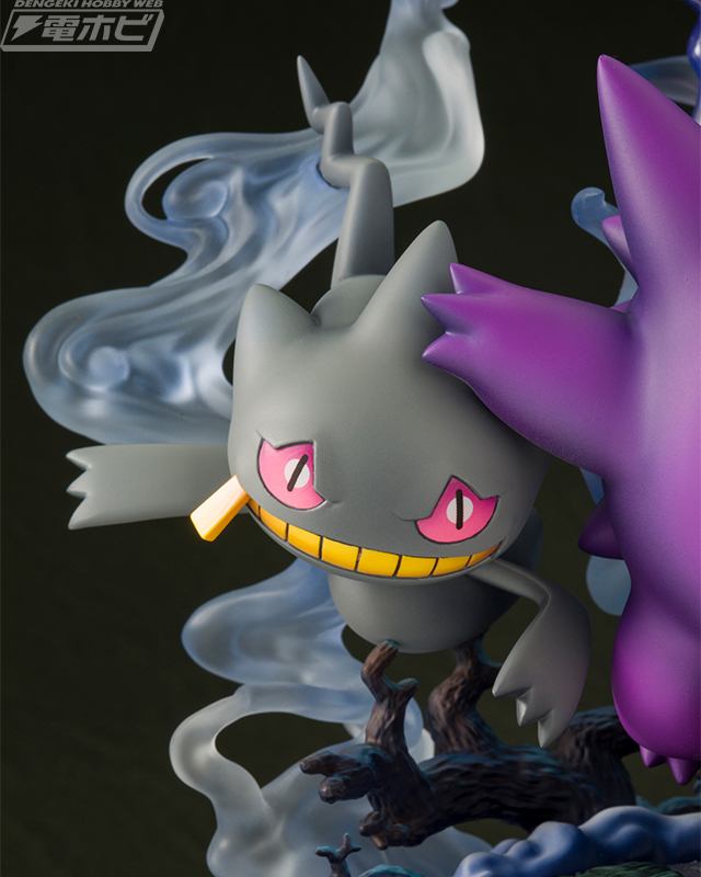 ゴーストタイプのポケモンたち迫る！ゲンガーやムウマ、ミミッキュなど