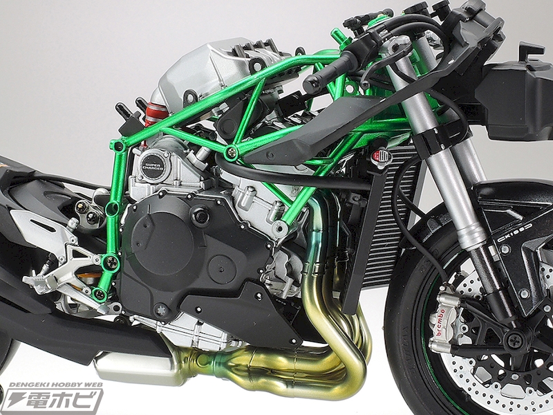 スーパーチャージャー搭載のフラッグシップ！「カワサキ Ninja H2