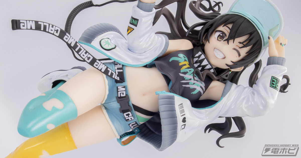 ヘソ出しファッションやウインク顔が魅力的！『アイドルマスター