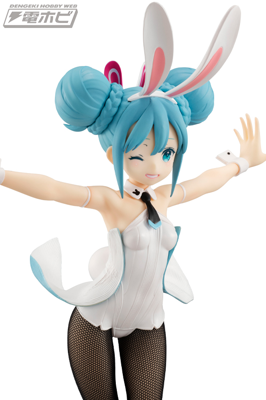 初音ミクの新作プライズがフリューから続々登場！ツインお団子ヘアー