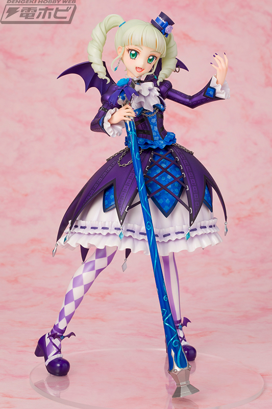 アイカツ！』藤堂ユリカがゴスマジックコーデドレスに身を包み、アラン