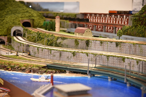 DSC_4098 – ほぼ国鉄時代のジオラマ