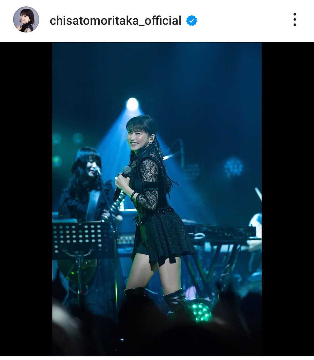 森高千里55歳の姿にネット仰天「ドキっ！」「マジでかわいい」「反則