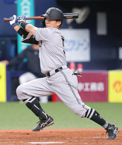 このスパイクとともに盗塁王を目指して頑張りたい」巨人・門脇誠が