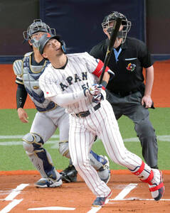鈴木誠也、第1打席は遊飛 151キロ直球に詰まる 侍ジャパンで大谷