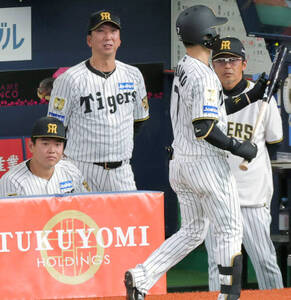 阪神】藤川球児監督、鈴木誠也の5階席特大弾を称賛「敵ながら