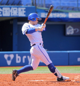 DeNA】柴田、守備の人から打撃開眼！？ ロッテ・二木か右翼席へ2