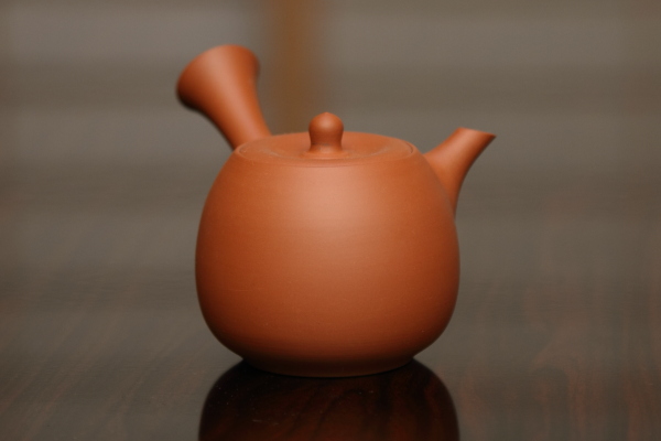 紅茶や中国茶や緑茶がひときわ美味しくなる佐渡の無名異焼急須 | お茶