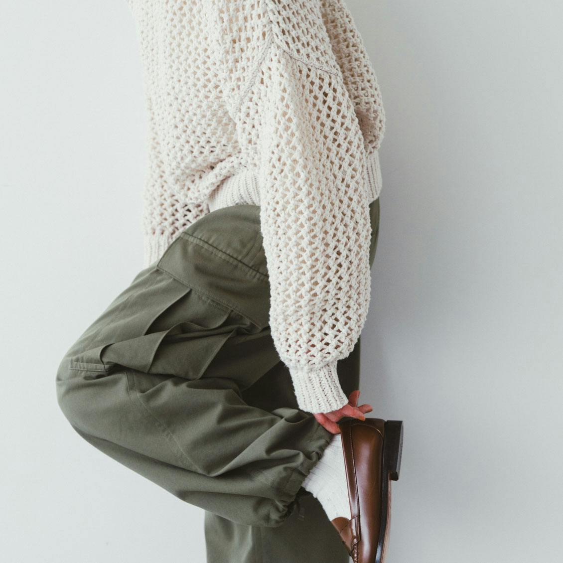 LIYOCA / リヨカ / メッシュ編みニット（グレージュ、スミクロ