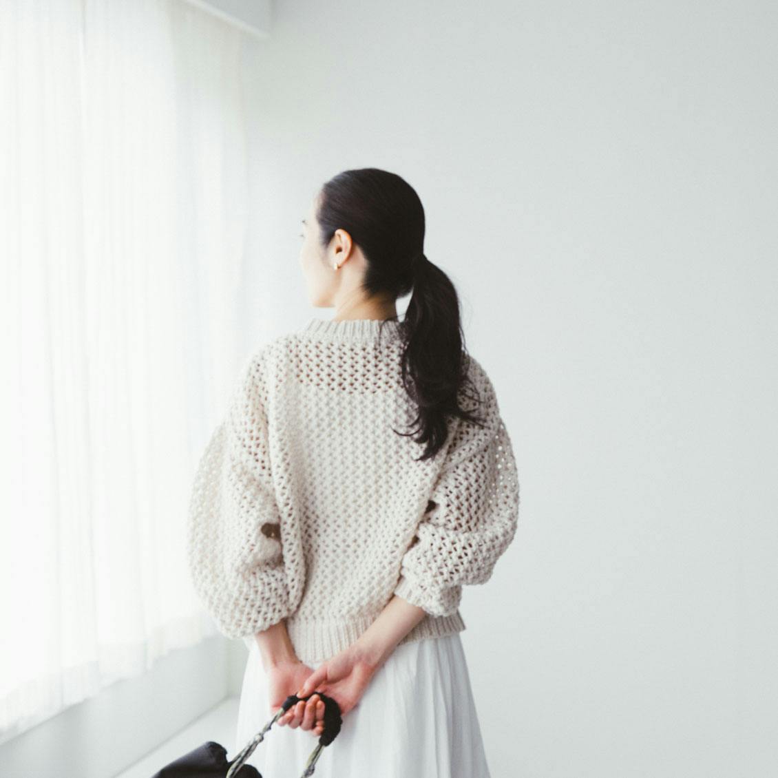 LIYOCA / リヨカ / メッシュ編みニット（グレージュ、スミクロ