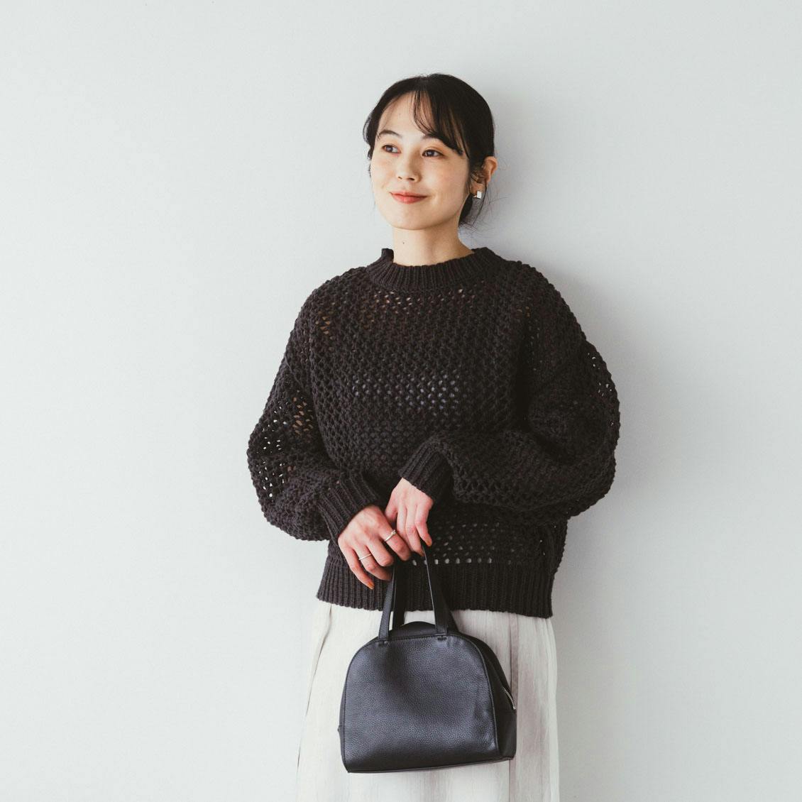 LIYOCA / リヨカ / メッシュ編みニット（グレージュ、スミクロ