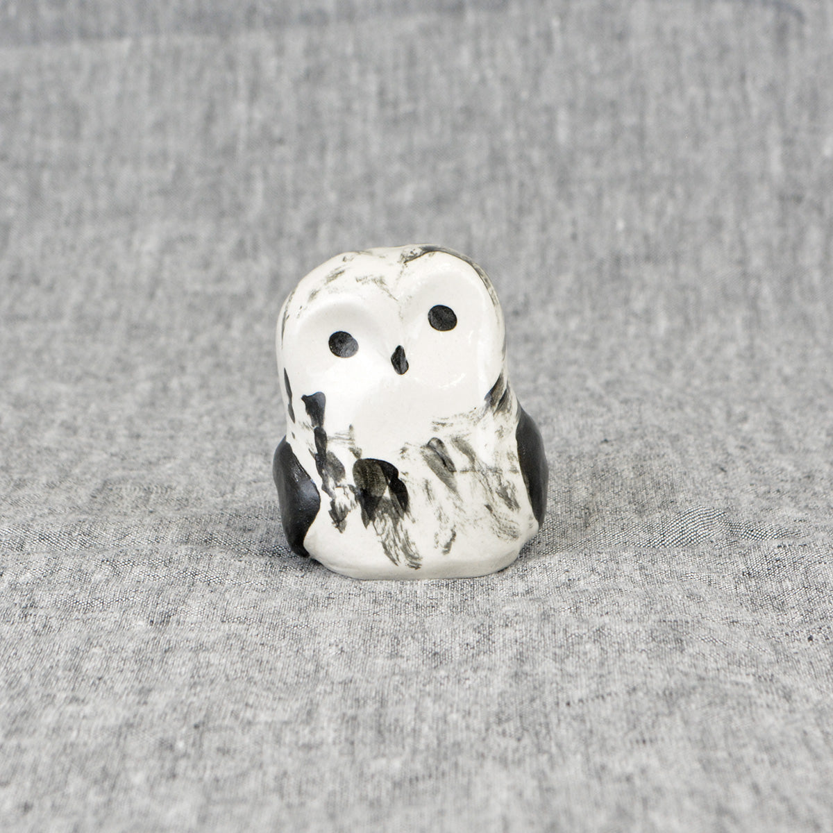 Jenni Tuominen イェンニ・トゥオミネン 陶器のオブジェ ( フクロウ