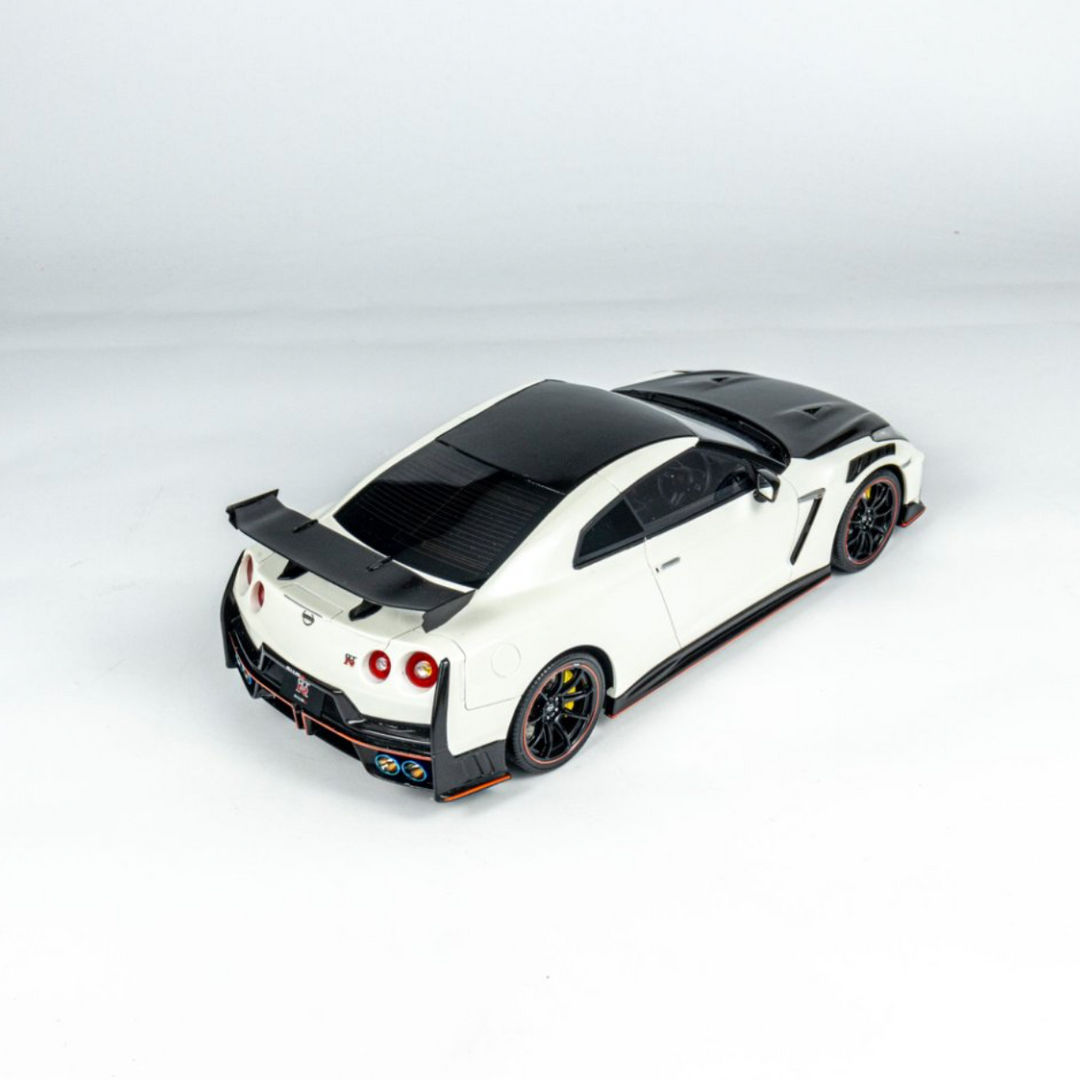 Kyosho 1:18 Nissan GT-R NISMO 2024 Special Edition (WHITE