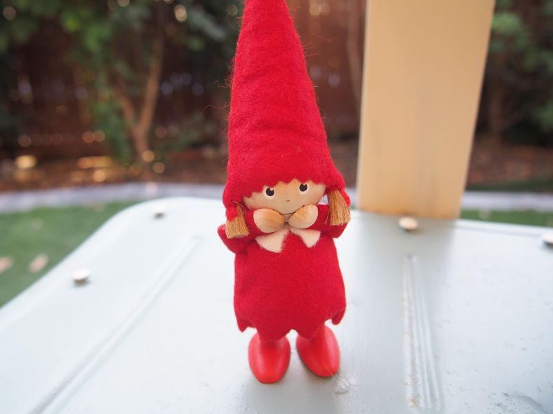 ノルディカニッセ】うれしい女の子 - 雑貨屋 Horse Tail（ホーステール）