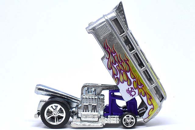 VOLKSWAGEN T1 DRAG BUSのレビュー！50周年に登場した”もう一つの