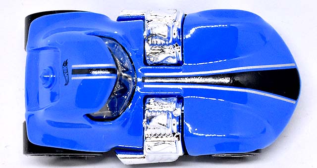 TOONED TWIN MILLのレビュー！2021年New Modelsのノッポなアニメ調