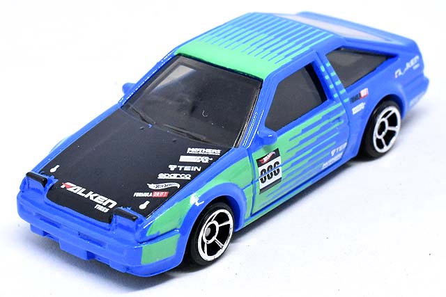 TOYOTA AE86 SPRINTER TRUENOのブールバード版と2021年メインライン版