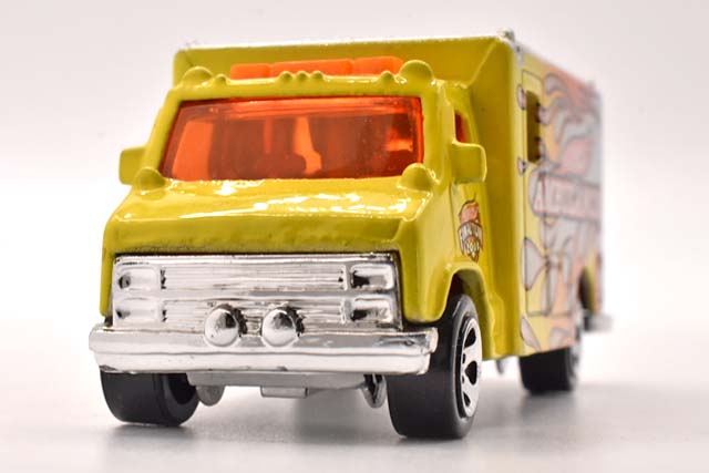 AMBULANCE (1989)のレビュー！ゴリゴリフレイムスなド派手救急車