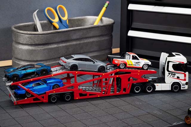 Elite64のSCANIA 770 SとNIGOのベンツがHWCに登場！ | Hot Wheels 情報