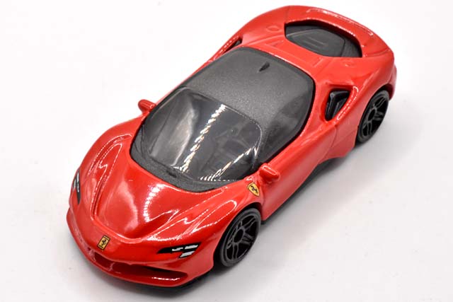 FERRARI SF90 STRADALEのレビュー！90周年記念ハイブリッドフェラーリ