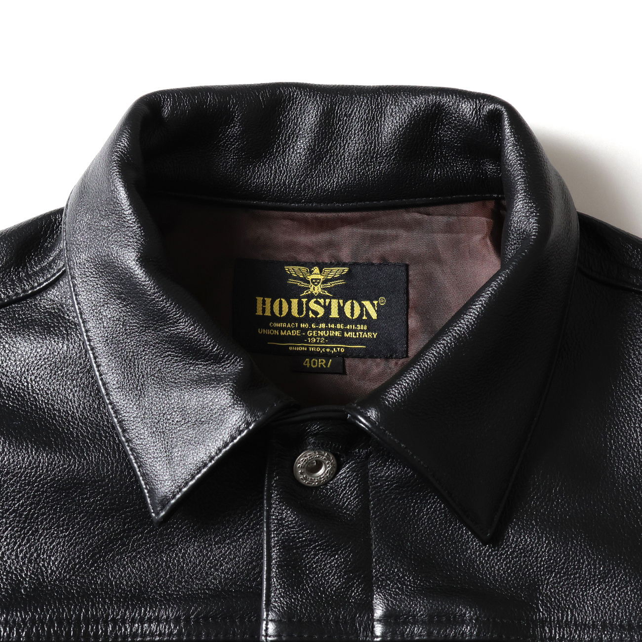 やや厚手のカウレザーを使用した、1stタイプの『トラッカージャケット