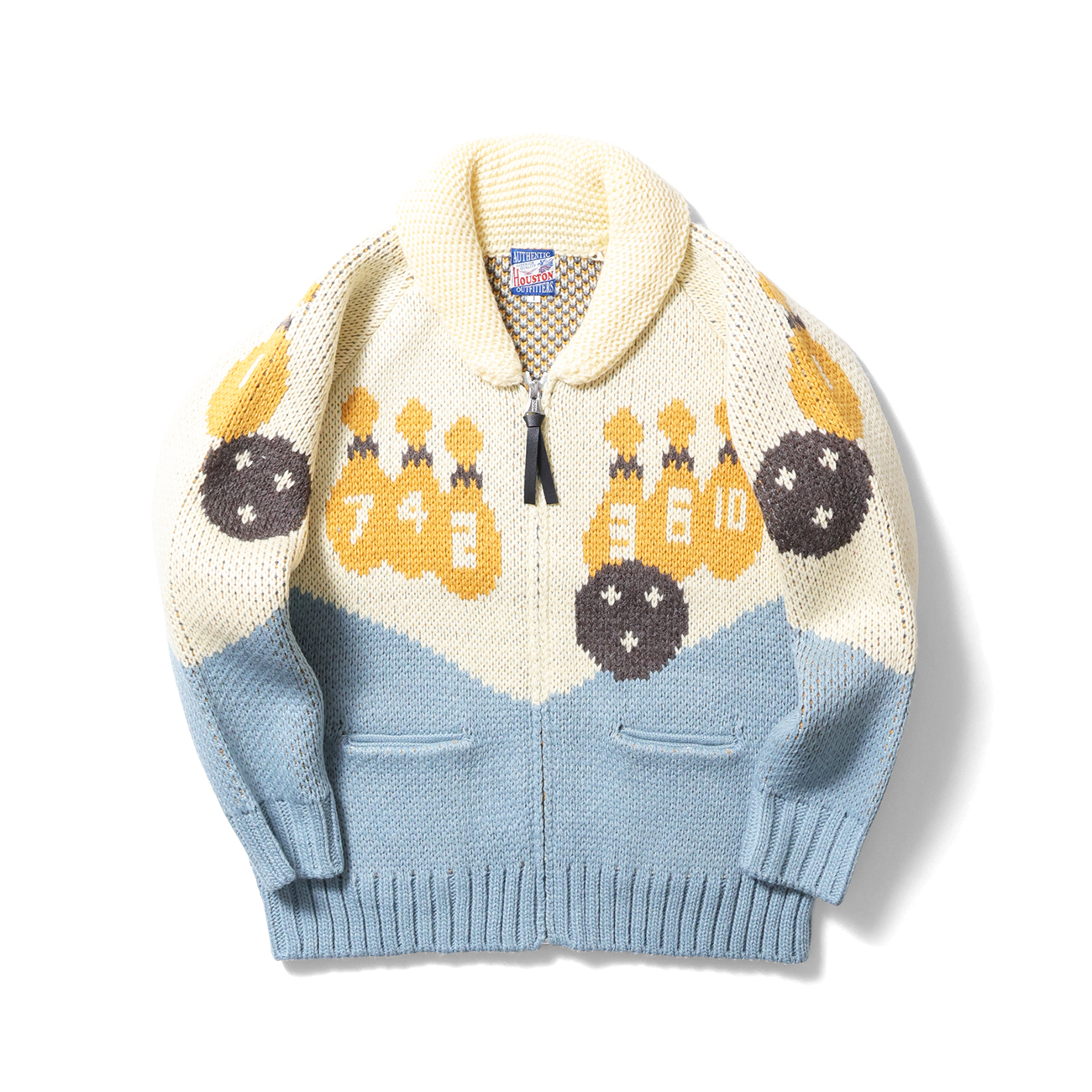 ボーリングの絵柄を落とし込んだオールド感満点の『カウチンニット