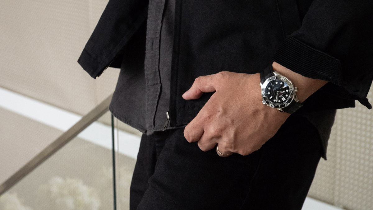 100万円以下で買えるオメガのメンズ時計を厳選。正規販売店スタッフが