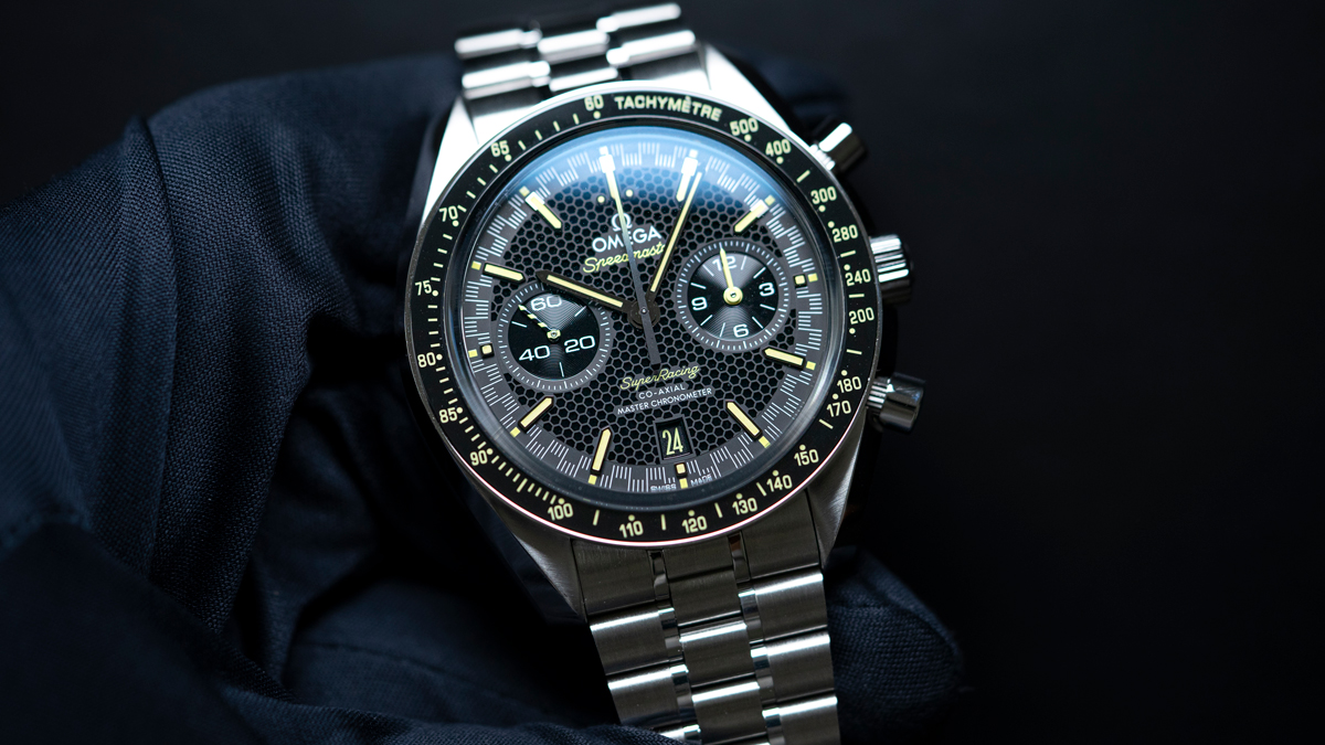 オメガ】スピレート・システムで精度の限界に挑む「スピードマスター