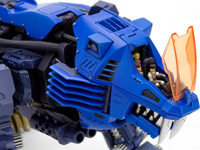 1/72 HMM RZ-007 シールドライガー バン仕様『ゾイド -ZOIDS-』 | 鉄道