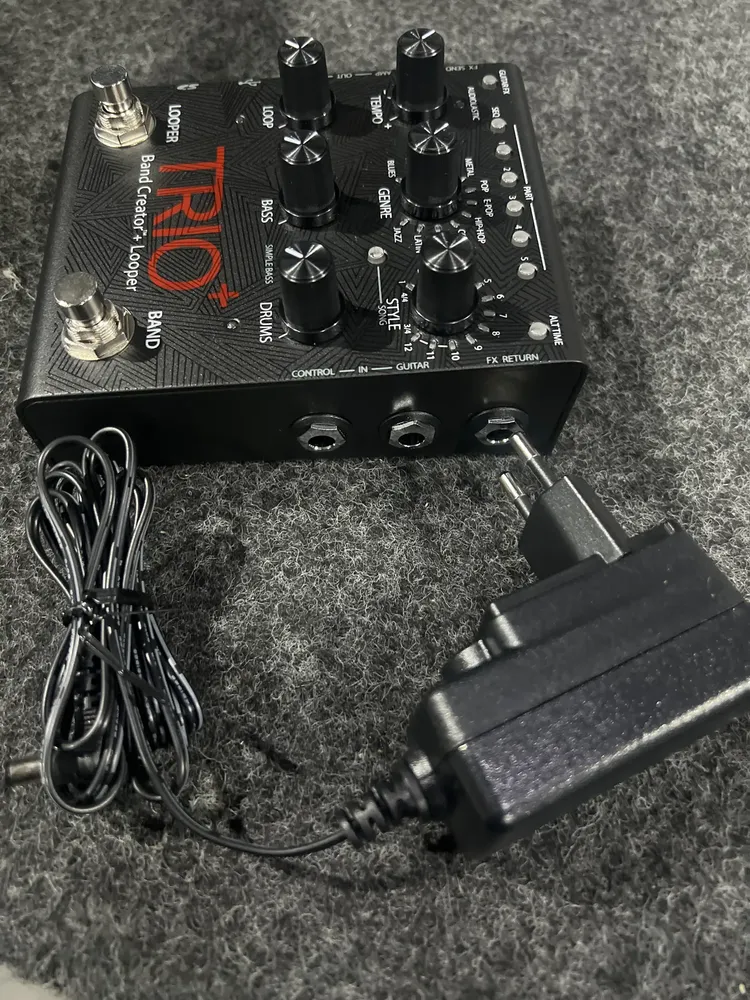 Pedal Guitarra DigiTech Trio+ Band Creator Looper Com Efeitos