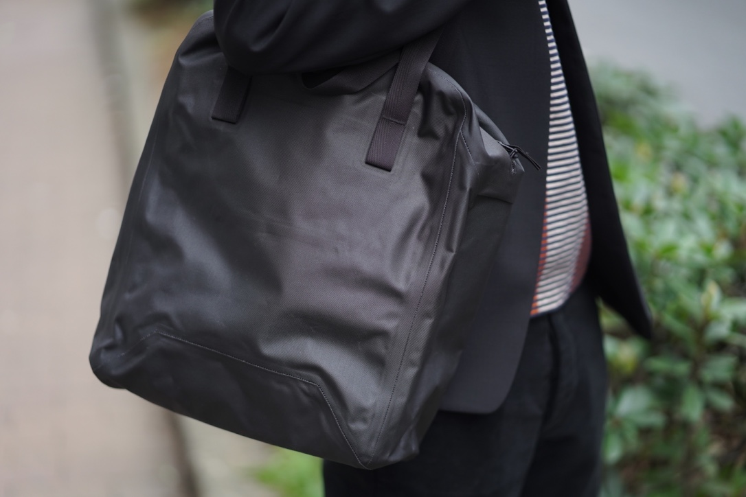 ARC'TERYX VEILANCE Seque Tote | HUES 福岡セレクトショップ