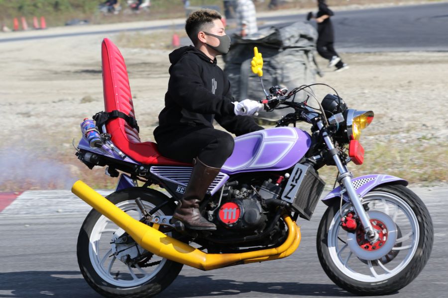 RZ250 RZ350 三段シート チンチラ RZ250 RZ350 三段シート チンチラ