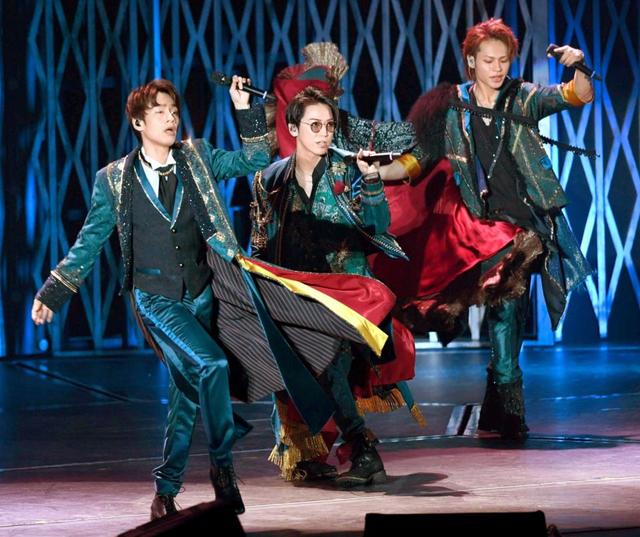 KAT－TUN 熱唱38曲 届けた15年分の感謝 苦難乗り越え